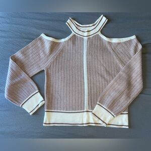Willow & Root Cold Shoulder Sweater. Size XS